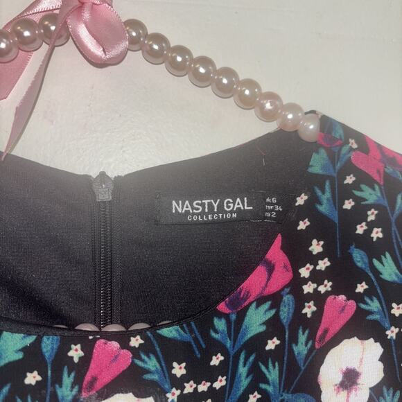 Nastygal Romper Dark Floral Spring Cottagecore Sz Xs Festival Boho Peasant Ruffl - Picture 6 of 9